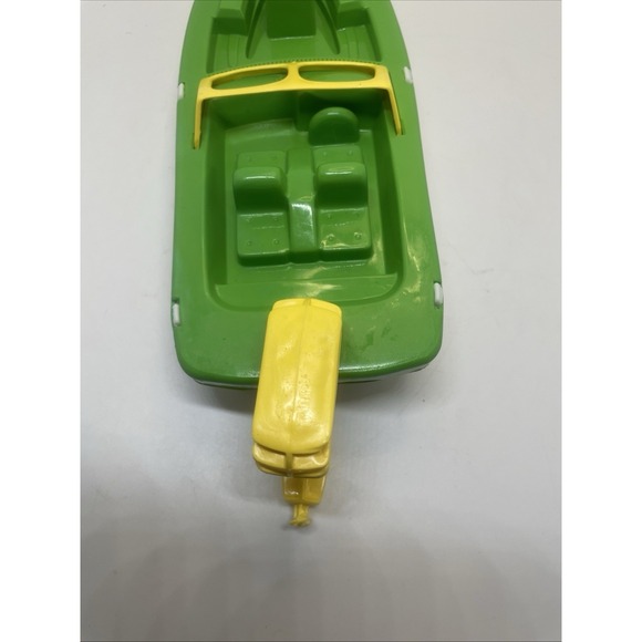 Vintage Processed Plastics Co speed boat motor boat, green & white & yellow, 11" - Picture 9 of 13